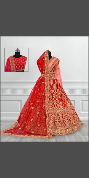 Zwaar fluwelen bruids lehenga